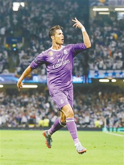 马克龙也无 马克龙也无